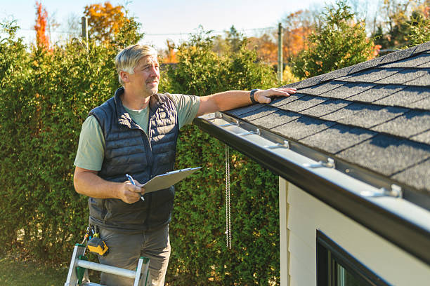 Professional Metal Roofing technician working in Tempe, AZ
